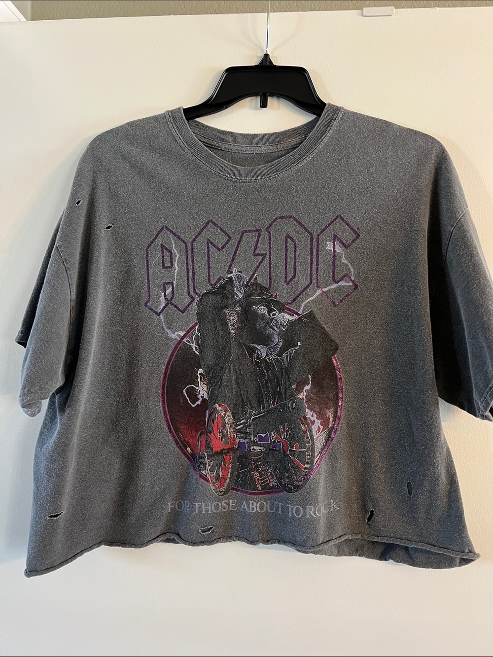 AC/DC Gray Cropped Graphic Tee with Purple and Red Print Sz s/m